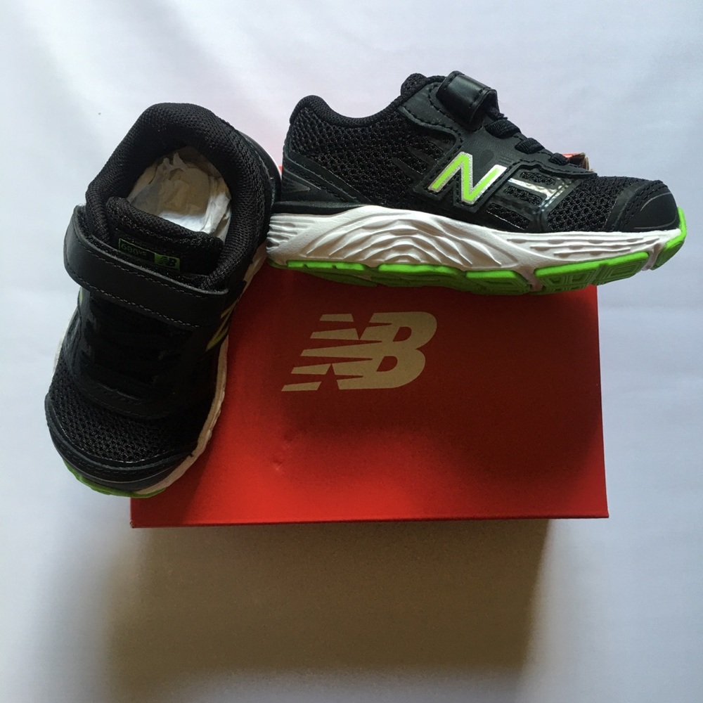 NWOB New Balance Kids’ 680 Running Shoes
